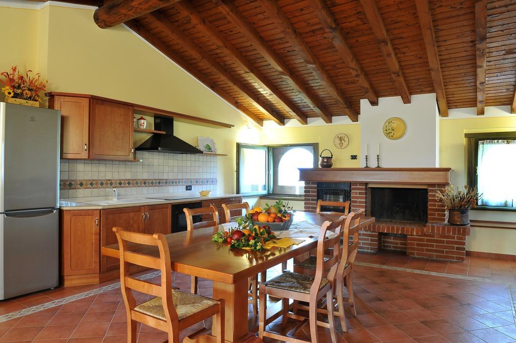 סן פליס דל בנאקו Olea Dei Holiday Apartments חדר תמונה