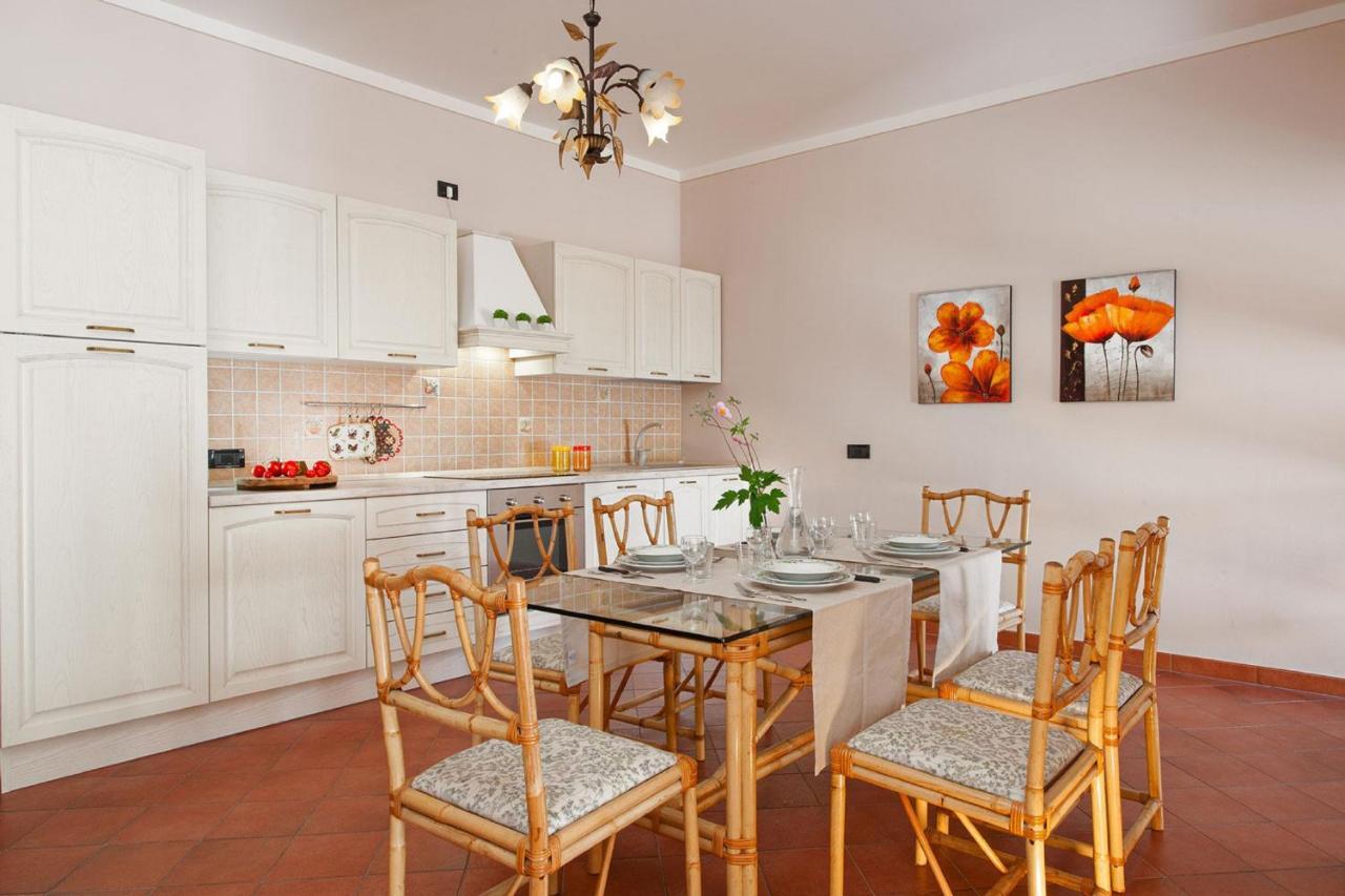 סן פליס דל בנאקו Olea Dei Holiday Apartments מראה חיצוני תמונה